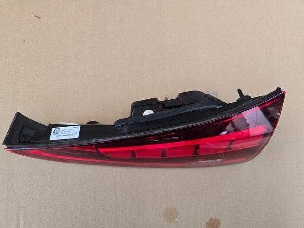 merci　19 Rückleuchte Mercedes-Benz W206 A2069060801 Rechts Rearlight
