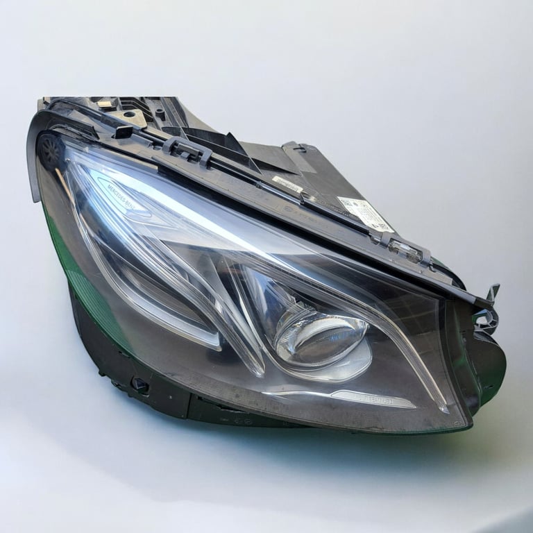 Frontscheinwerfer Mercedes-Benz W213 A2139067606KZ Full LED