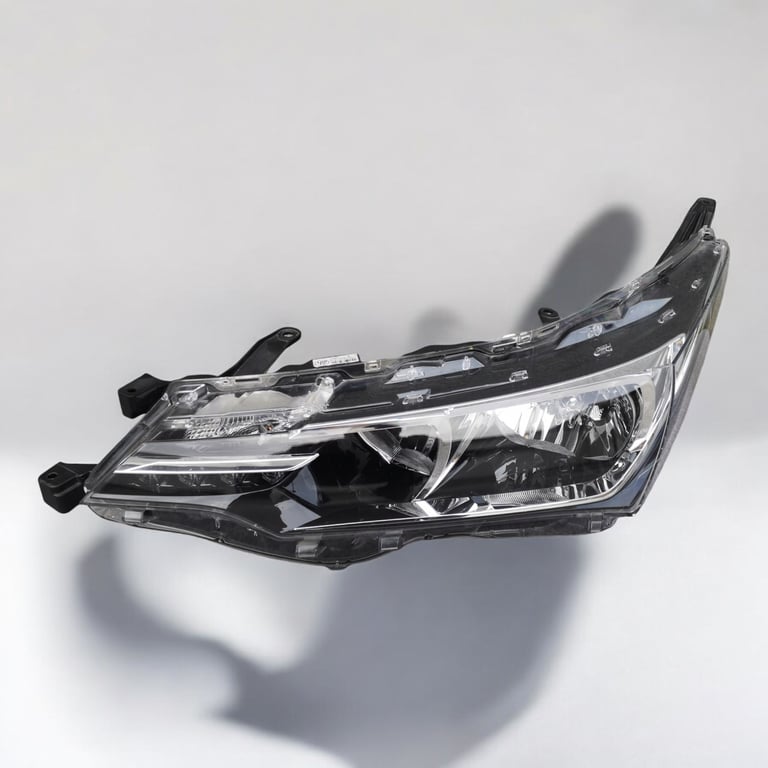 ルミエラブ Amazon.com: Headlight Assembly, for TOYOTA 2024-2025 Corolla