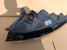 Laden Sie das Bild in den Galerie-Viewer, Frontscheinwerfer Skoda Enyaq 5LB941017A 1EX014773-41 5LB941017 Full LED Links