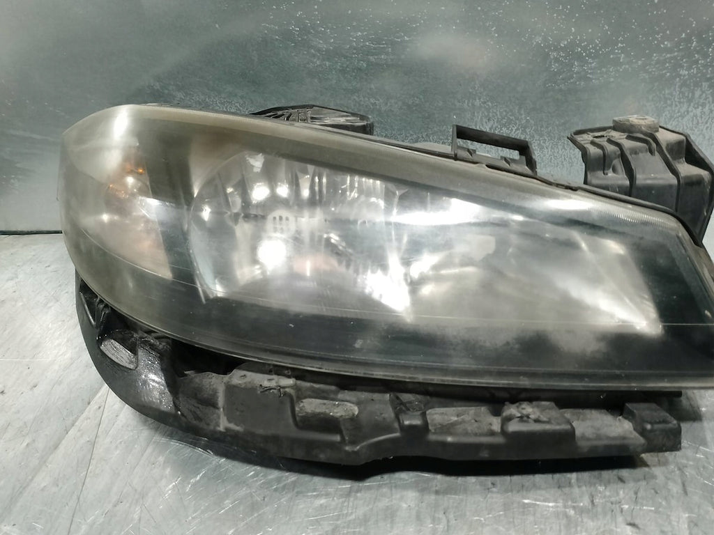 Frontscheinwerfer Renault Laguna II 8200481196 8200481197 Rechts oder Links SCH7058904918zt
