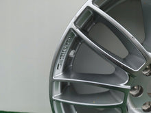 Laden Sie das Bild in den Galerie-Viewer, 1x Alufelge 18 Zoll 7.5&quot; 6x114.3 45ET KBA49323 Mercedes-Benz Rim Wheel