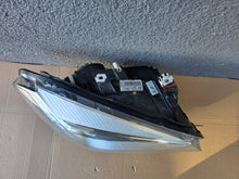 Load image into Gallery viewer, Frontscheinwerfer BMW X1 E84 7290240 Rechts Scheinwerfer Headlight SCH6148870088tq