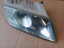 Load image into Gallery viewer, Frontscheinwerfer Skoda Octavia II Xenon Rechts Scheinwerfer Headlight SCH3989649656qw