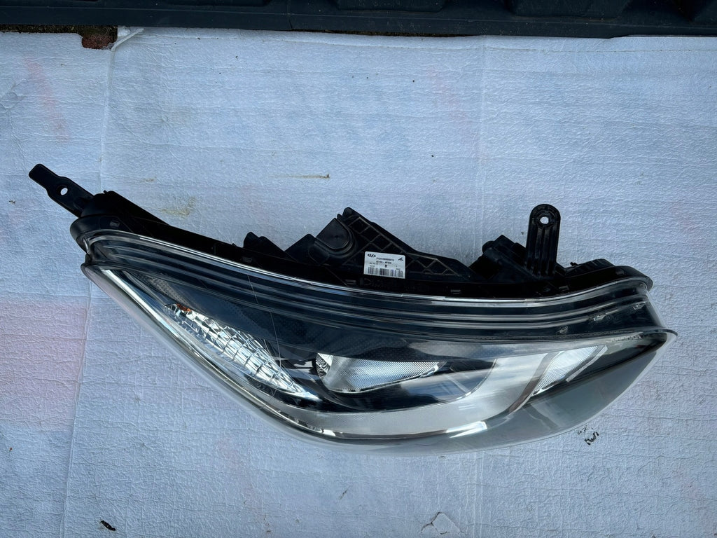 Frontscheinwerfer Hyundai I20 92102-4P500 Rechts Scheinwerfer Headlight