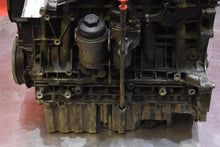 Laden Sie das Bild in den Galerie-Viewer, Motor Volvo V70 II D5244T 2.4 163PS 120kW 2004 Diesel Engine Unkomplett MOT8358276899un