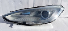 Laden Sie das Bild in den Galerie-Viewer, Frontscheinwerfer Man Model S 5yjs 6005910-00-C Xenon Links Headlight SCH3081523269cl