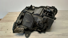 Laden Sie das Bild in den Galerie-Viewer, Frontscheinwerfer Mercedes-Benz W205 A2058200661 LED Rechts Headlight SCH2807061184gp