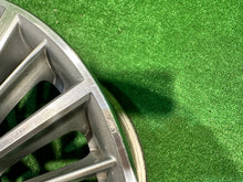 Laden Sie das Bild in den Galerie-Viewer, 1x Alufelge 18 Zoll 7.0&quot; 5x114.3 38ET Mitsubishi Outlander Rim Wheel