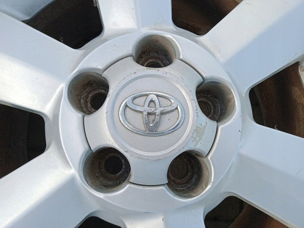 1x Alufelge 16 Zoll 6.5" 5x114.3 45ET Glanz Silber PZ406-X2671-ZC Toyota FEL1461070142et