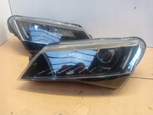 Laden Sie das Bild in den Galerie-Viewer, Frontscheinwerfer Skoda Superb III 3V1941015A 3V1941016A Rechts oder Links