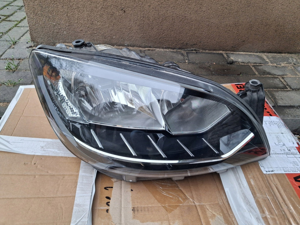 Frontscheinwerfer Skoda Citigo 1ST941005 1EL012643-01 LED Ein Satz Headlight SCH1477671106yb