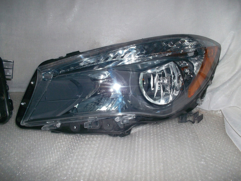 Frontscheinwerfer Mercedes-Benz Cla A1178200861 A1178200761 Rechts oder Links