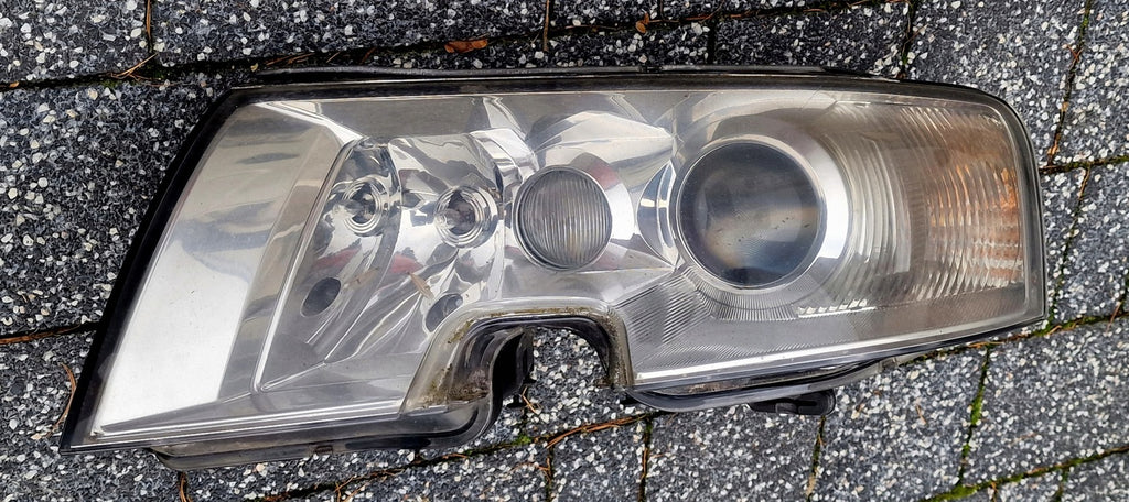Frontscheinwerfer Skoda Superb I Xenon Links Scheinwerfer Headlight