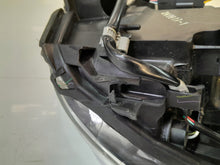 Laden Sie das Bild in den Galerie-Viewer, Frontscheinwerfer Mazda 2 D09K-51030 Full LED Rechts Scheinwerfer Headlight