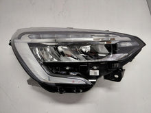 Laden Sie das Bild in den Galerie-Viewer, Frontscheinwerfer Renault Clio I V 260108676R LED Rechts Scheinwerfer Headlight SCH7542934390aq