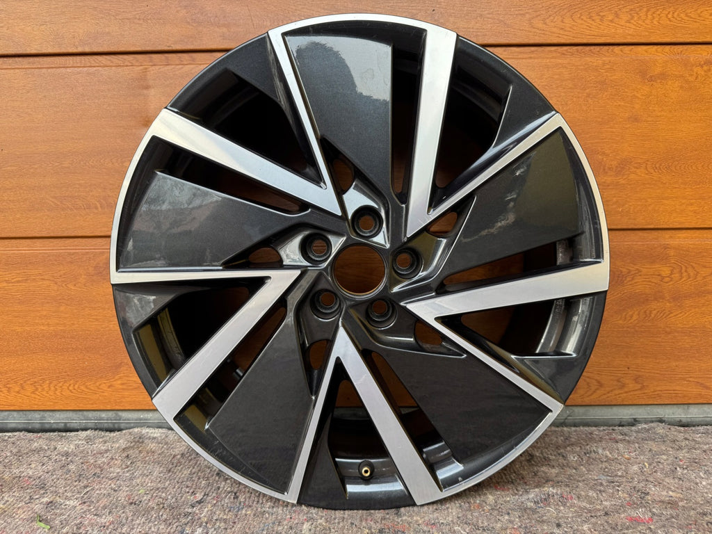 1x Alufelge 18 Zoll 7.0" 5x100 39ET Glanz Graphit 658601025J Mg Fabia I FEL2510010404fn
