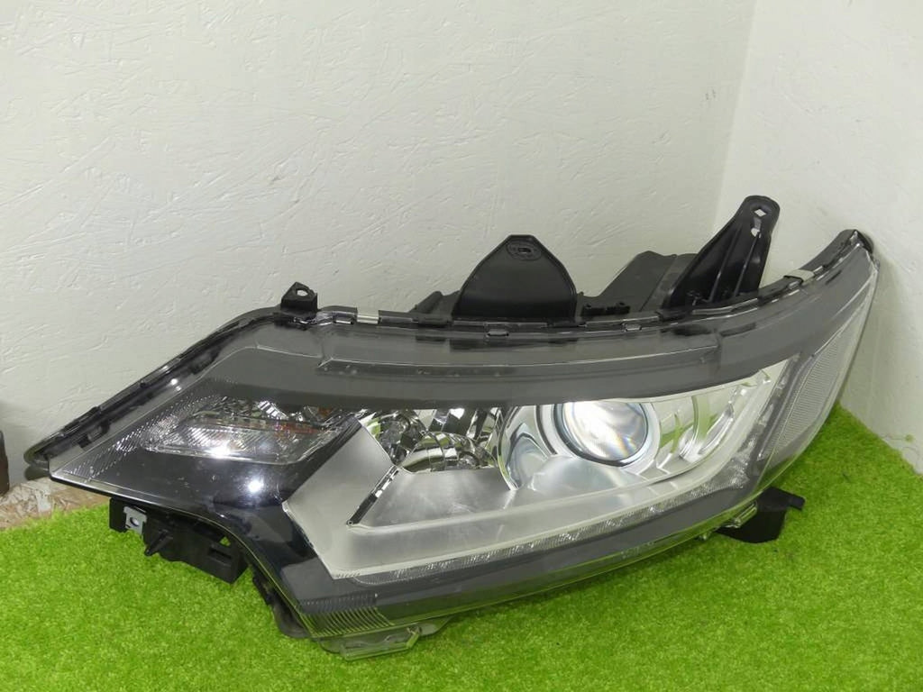 Frontscheinwerfer Mitsubishi Outlander III 8301C8-53 Links Headlight