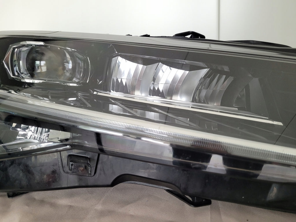 Frontscheinwerfer Skoda Superb III 3V1941016D Rechts Scheinwerfer Headlight SCH8618709066zn