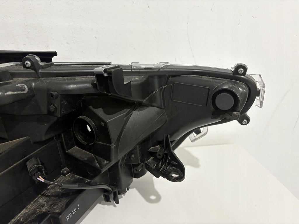 Frontscheinwerfer Toyota V LED Links Scheinwerfer Headlight SCH8683571983np