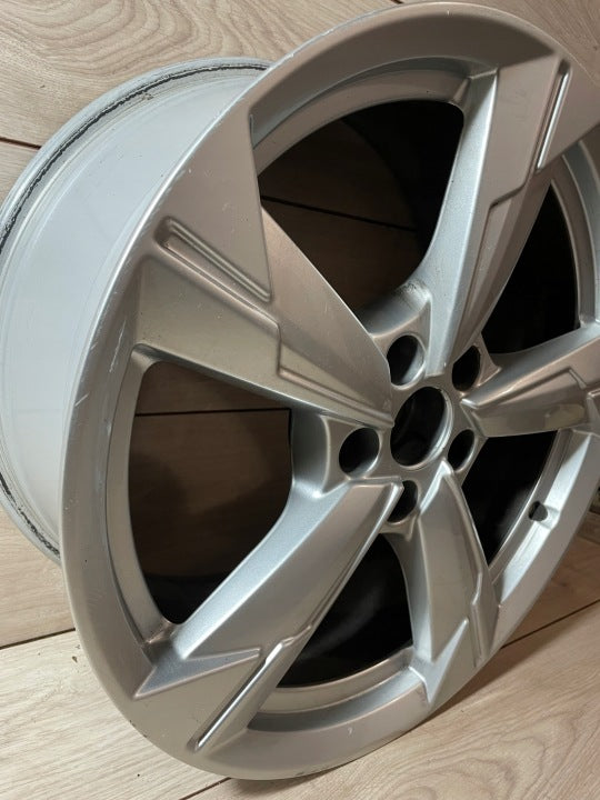 1x Alufelge 18 Zoll 8.0" 5x112 4K0601025CE Audi A6 C8 Rim Wheel FEL4137716305id