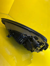 Laden Sie das Bild in den Galerie-Viewer, Frontscheinwerfer Porsche Panamera 970 97063107004 Xenon Rechts Headlight SCH1101065113sd