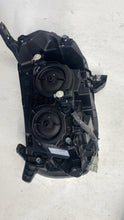 Load image into Gallery viewer, Frontscheinwerfer Mercedes-Benz X-Class A4709060700 Ein Satz Headlight SCH5858030999cl