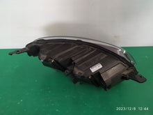 Load image into Gallery viewer, Frontscheinwerfer Opel Vivaro C Zafira Life 9832837680 Rechts oder Links