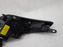 Laden Sie das Bild in den Galerie-Viewer, Frontscheinwerfer Hyundai I30 92101-A6200 Xenon Links Scheinwerfer Headlight SCH8592518207ew