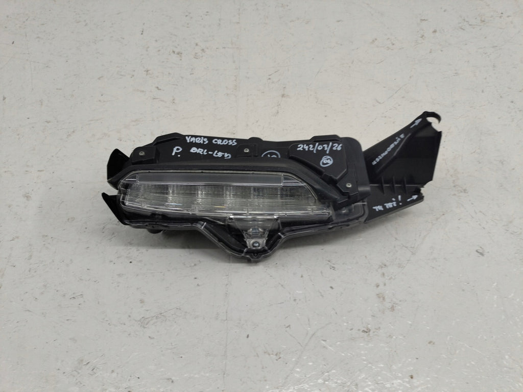 Frontscheinwerfer Toyota Yaris Cross 81430-0D170 Rechts Scheinwerfer Headlight SCH4703740630rx