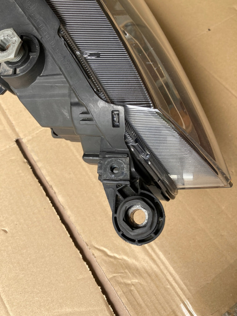 Frontscheinwerfer Seat Ibiza I V 6F1941005B Ein Stück (Rechts oder Links)