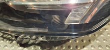 Laden Sie das Bild in den Galerie-Viewer, Frontscheinwerfer Peugeot 2008 208 II 823194080 Links Scheinwerfer Headlight
