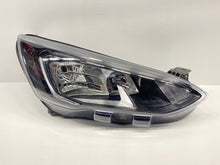 Laden Sie das Bild in den Galerie-Viewer, Frontscheinwerfer Ford Focus MX7B-13E014-CC MX7B-13E014 LED Rechts oder Links