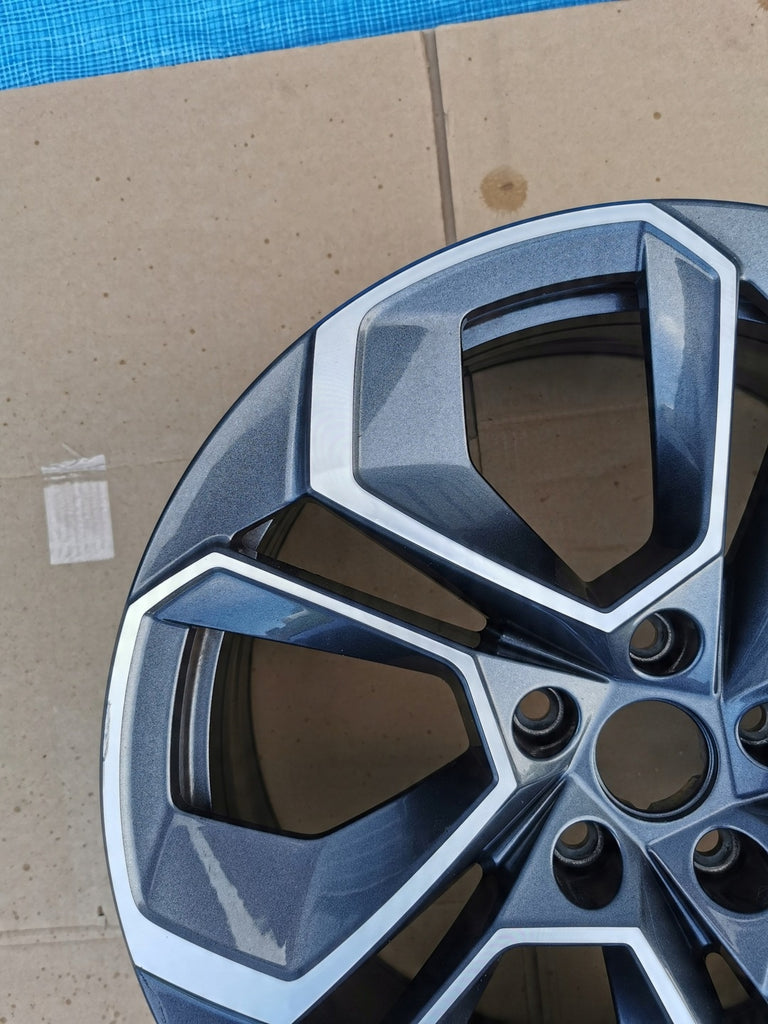 1x Alufelge 19 Zoll 7.5" 5x112 48ET Glanz Graphit 5E3601025S Mg Octavia 5e3 Iv