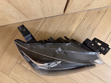 Laden Sie das Bild in den Galerie-Viewer, Frontscheinwerfer Mazda Cx3 Cx-3 D10E-5130-PHK LED Rechts Scheinwerfer Headlight SCH1454494676gg