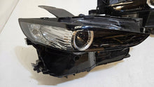 Laden Sie das Bild in den Galerie-Viewer, Frontscheinwerfer Mazda Cx30 Cx-30 DFR751030 Rechts Scheinwerfer Headlight SCH4588918356bo