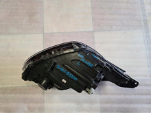 Laden Sie das Bild in den Galerie-Viewer, Frontscheinwerfer Hyundai I10 92101-B9300 Links Scheinwerfer Headlight