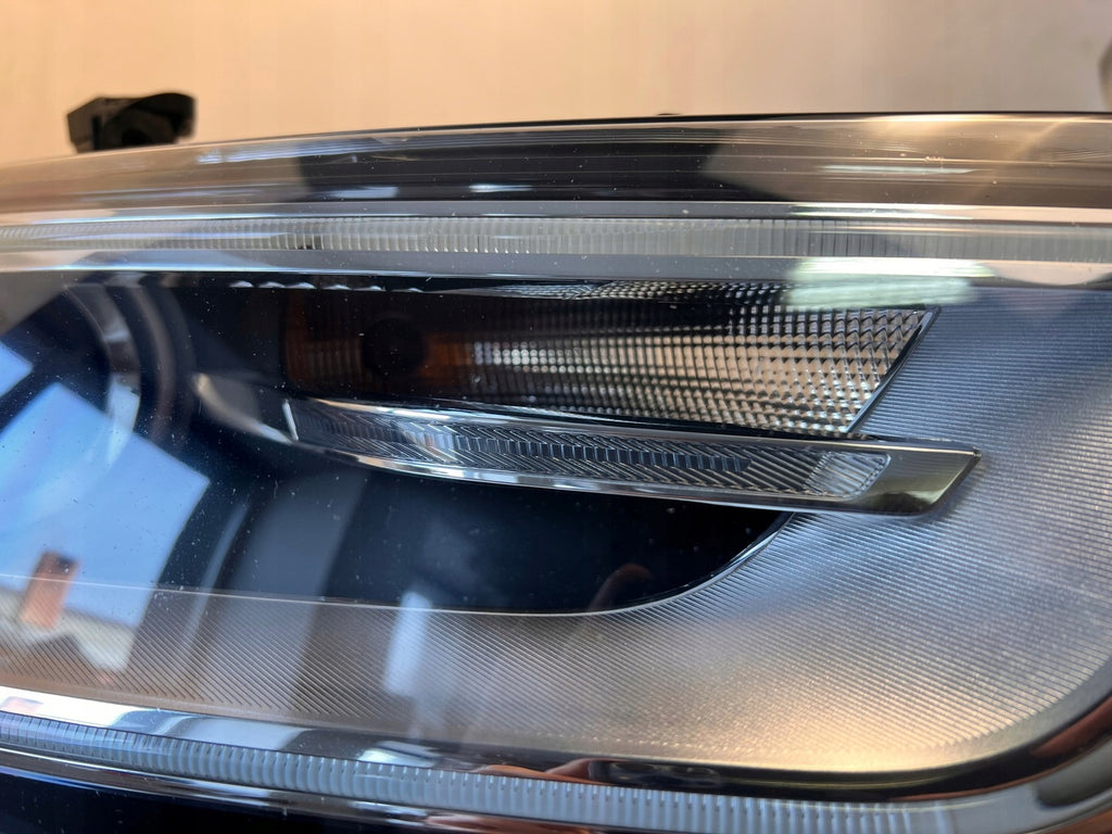 Frontscheinwerfer Audi Q3 8U0941006 Xenon Rechts Scheinwerfer Headlight SCH9537929596se