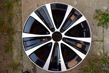 Laden Sie das Bild in den Galerie-Viewer, 1x Alufelge 18 Zoll 9.0&quot; 5x112 52ET Glanz Schwarz Mercedes-Benz W213 Rim Wheel