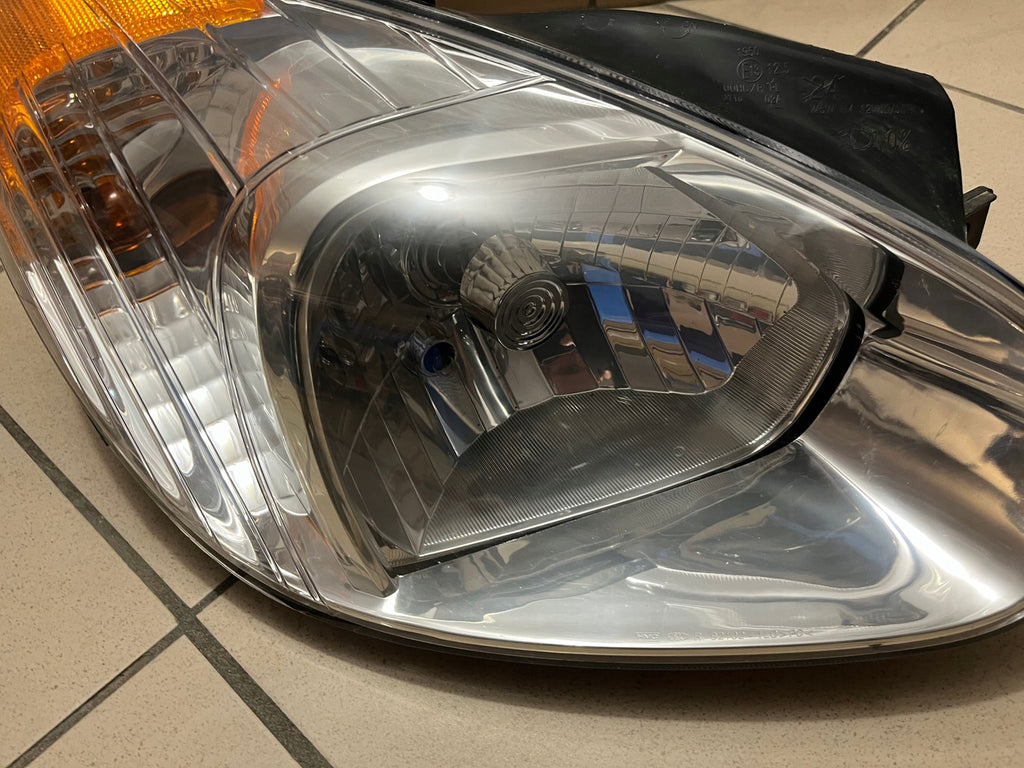 Frontscheinwerfer Hyundai Accent 92102-1E000 Rechts Scheinwerfer Headlight