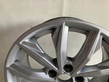Load image into Gallery viewer, 1x Alufelge 17 Zoll 7.0" 5x112 34ET Glanz Silber 80A601025J Audi Q5 Rim Wheel FEL5380200261og