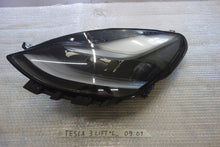 Laden Sie das Bild in den Galerie-Viewer, Frontscheinwerfer Tesla Model 3 1514952-00-D LED Ein Stück (Rechts oder Links) SCH3039261701cz