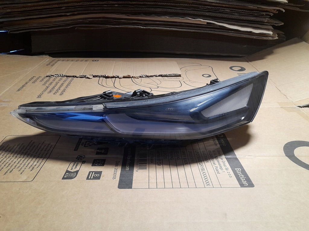 Frontscheinwerfer Hyundai IV 92207-08 LED Links Scheinwerfer Headlight SCH9463983633mn