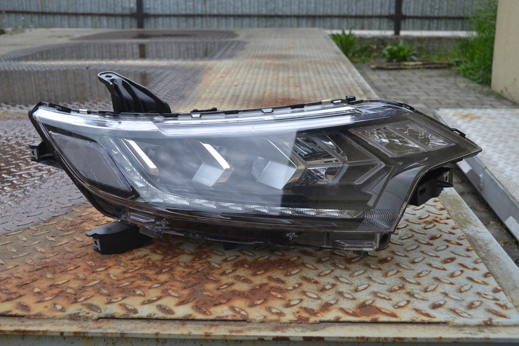 Frontscheinwerfer Mitsubishi Outlander III 8301D3-32 LED Rechts Headlight
