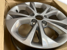 Load image into Gallery viewer, 1x Alufelge 15 Zoll 6.0" 5x108 44ET 403005474 Renault III 1 Kangoo Rim Wheel FEL6064976092ci