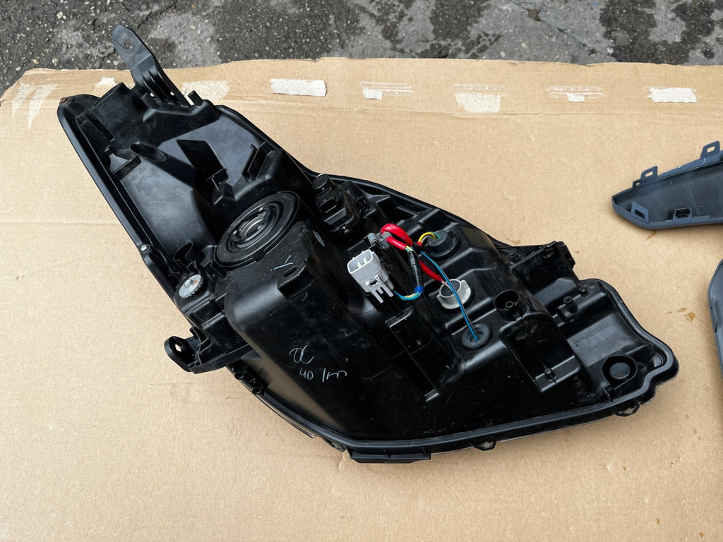Frontscheinwerfer Toyota Yaris 81170-0DK10 Links Scheinwerfer Headlight SCH4181918322ca