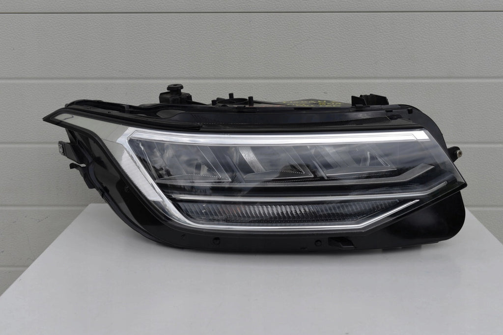 Frontscheinwerfer VW Tiguan 5NB941036C 5NB941036G LED Rechts Headlight