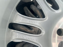 Laden Sie das Bild in den Galerie-Viewer, 1x Alufelge 17 Zoll 7.0" 5x114.3 Toyota Avensis Rim Wheel FEL9999352401ue