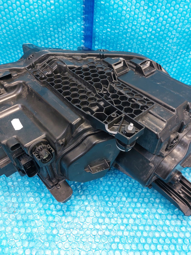 Frontscheinwerfer VW Passat B8 3G1941081P LED Ein Stück (Rechts oder Links)