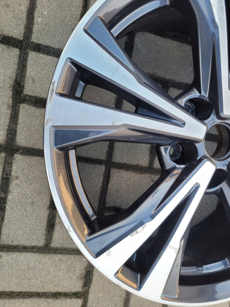 1x Alufelge 18 Zoll 7.0" 4x114.3 40ET 4C4CH-16 Nissan X-Trail Qashqai Rim Wheel FEL8832512600sj